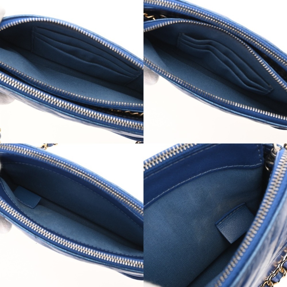 CHANEL Blue Leather Shoulder Bag - Picture 10 of 11